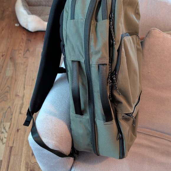 Pakt The Travel back pack - Picture 8 of 8